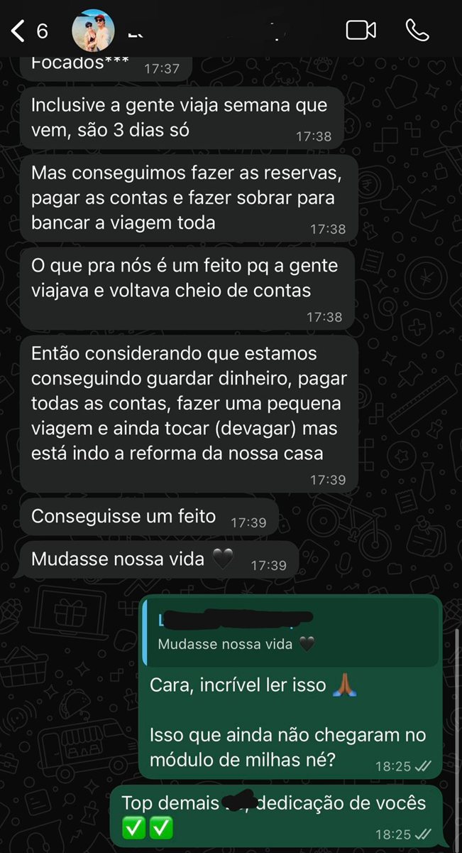 Aluno viajando sem dívidas